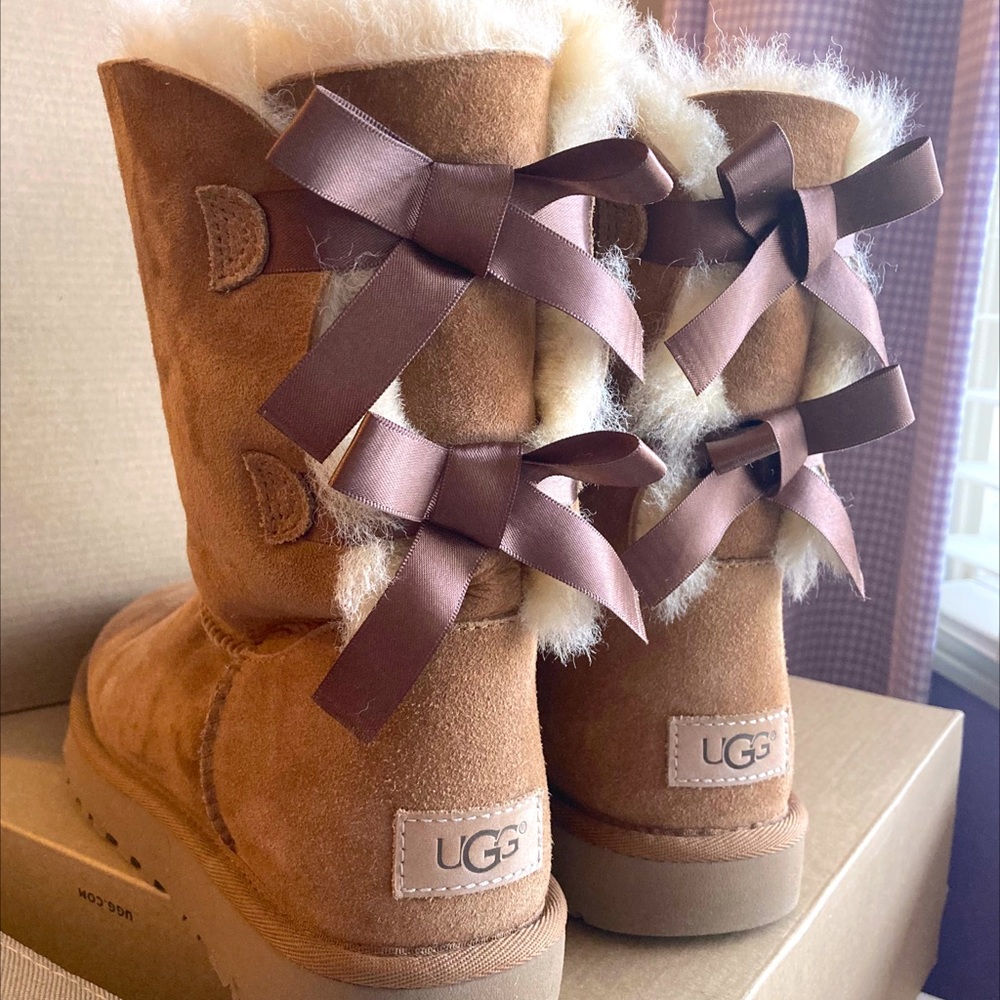 UGG Bailey Bow II Water-Resistant Chestnut Boots